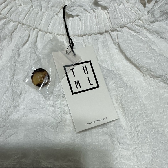 NWT THML Floral Embroidered White Button Down Boho Peasant Crinkle Shirt Small - Picture 10 of 13